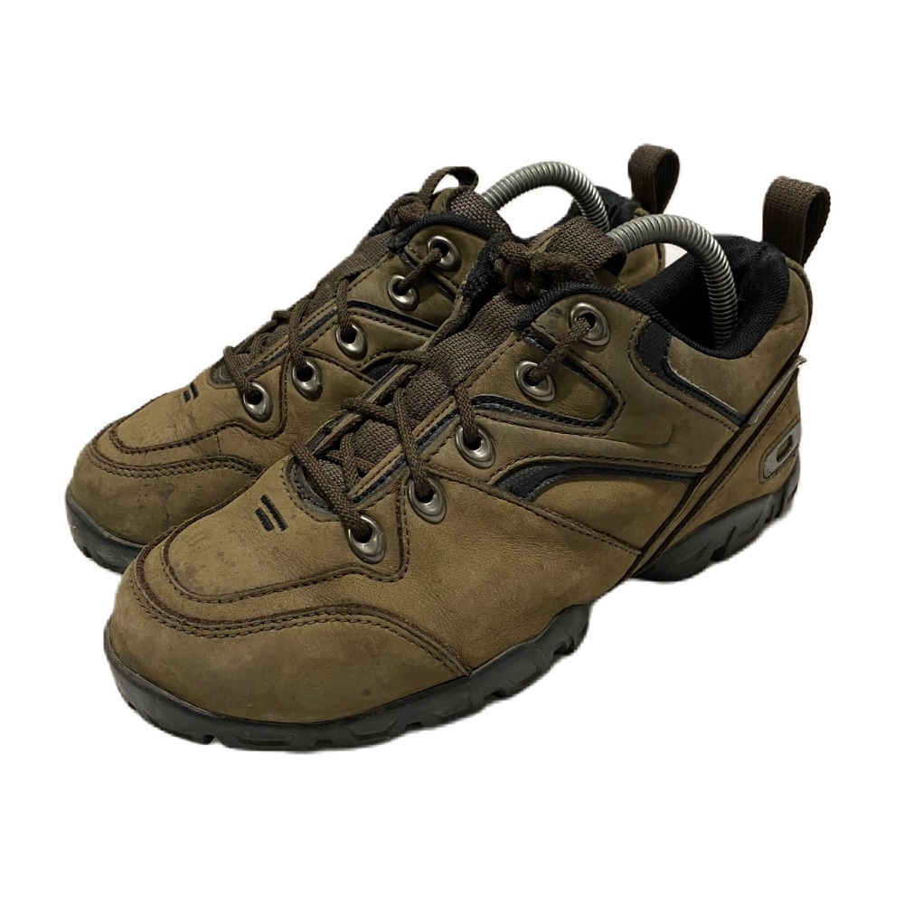 2000s Oakley trekking boots